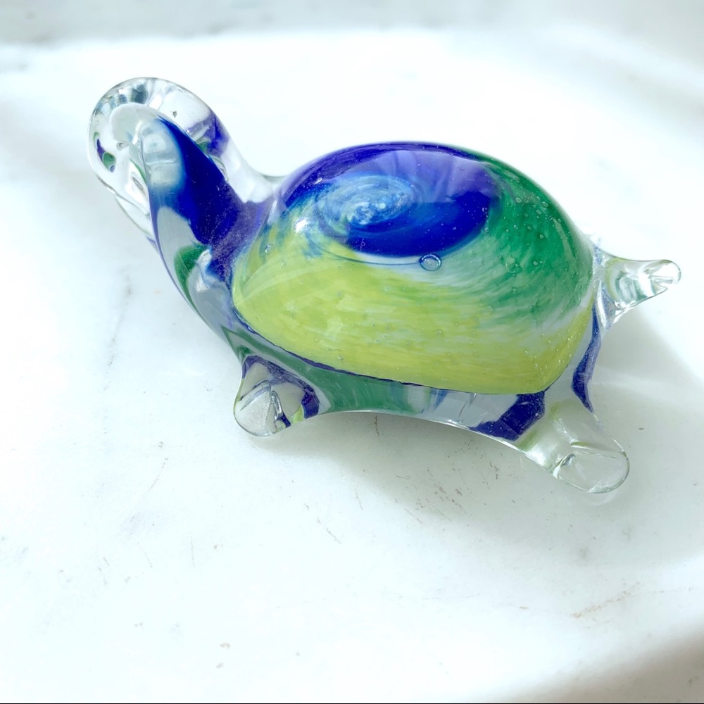 SOLD Blue Green Yellow Art Glass Mini Turtle Paperweight Ocean Cayman Islands - Picture 5 of 6